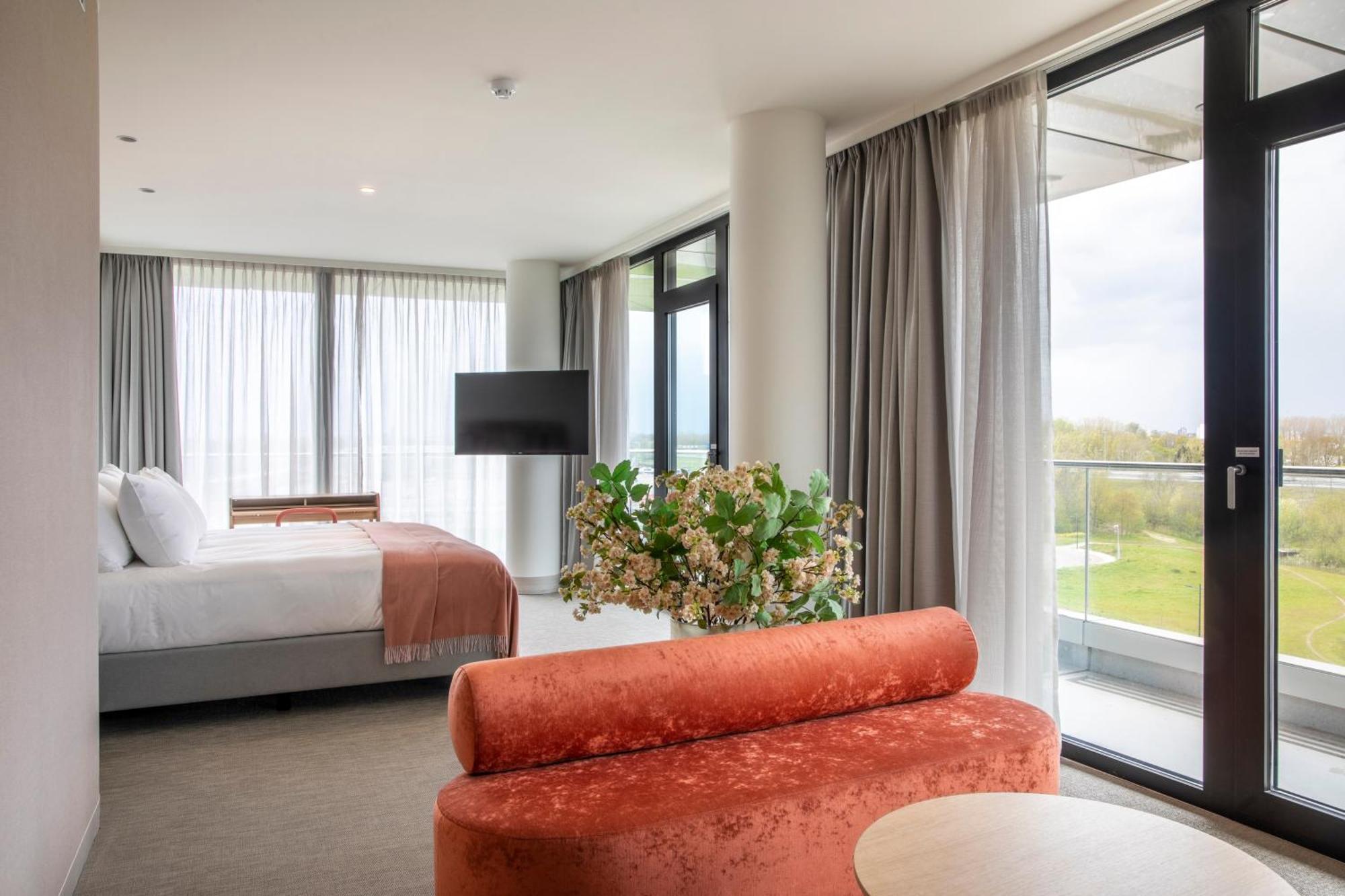 Hotel Der Valk 4*